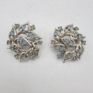 VINTAGE Silver Tone Baby Blue Rhinestone Clip On Floral‎ Earrings